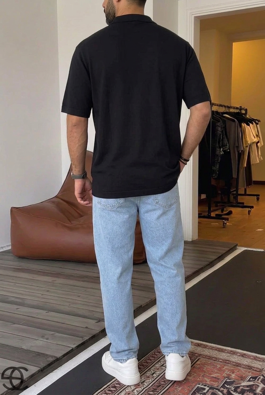 Knit Polo Shirt with Embroidered Logo – Black