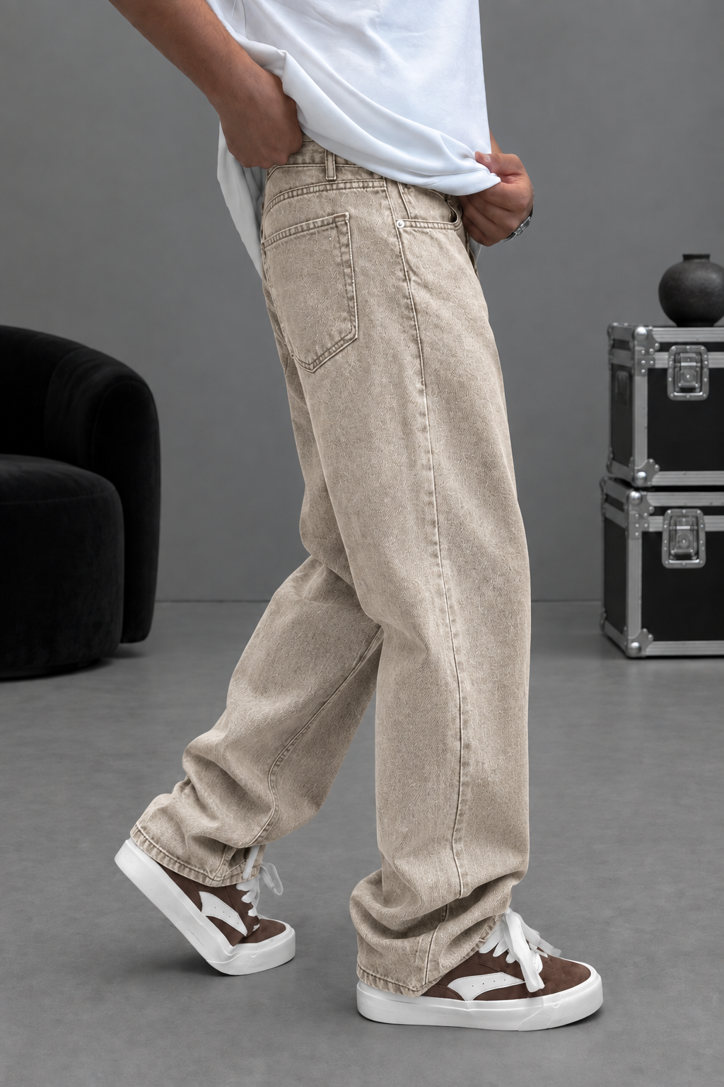 Men's relaxed baggy jeans in sand