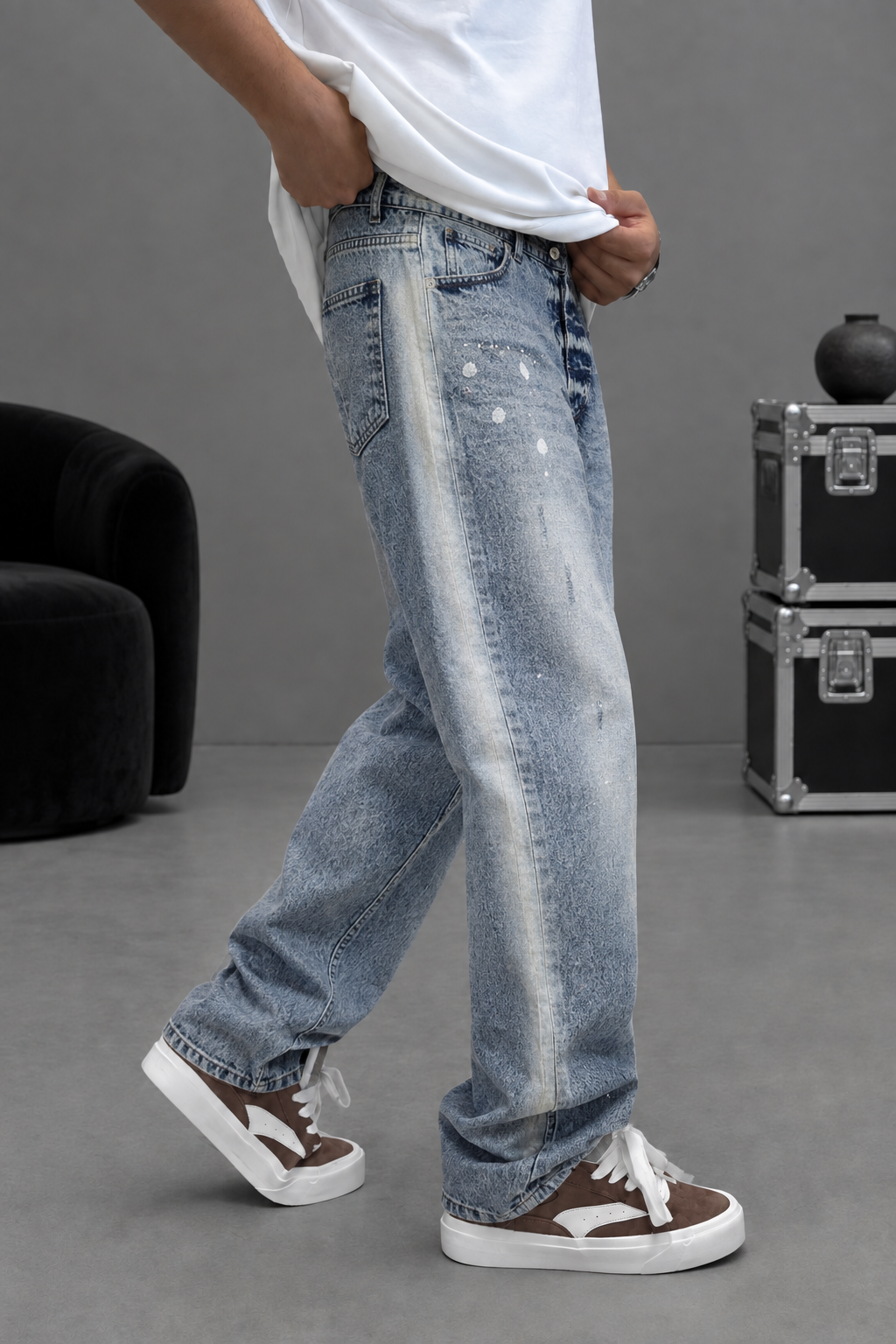 Light-Wash Faded Jeans with Light Distressing