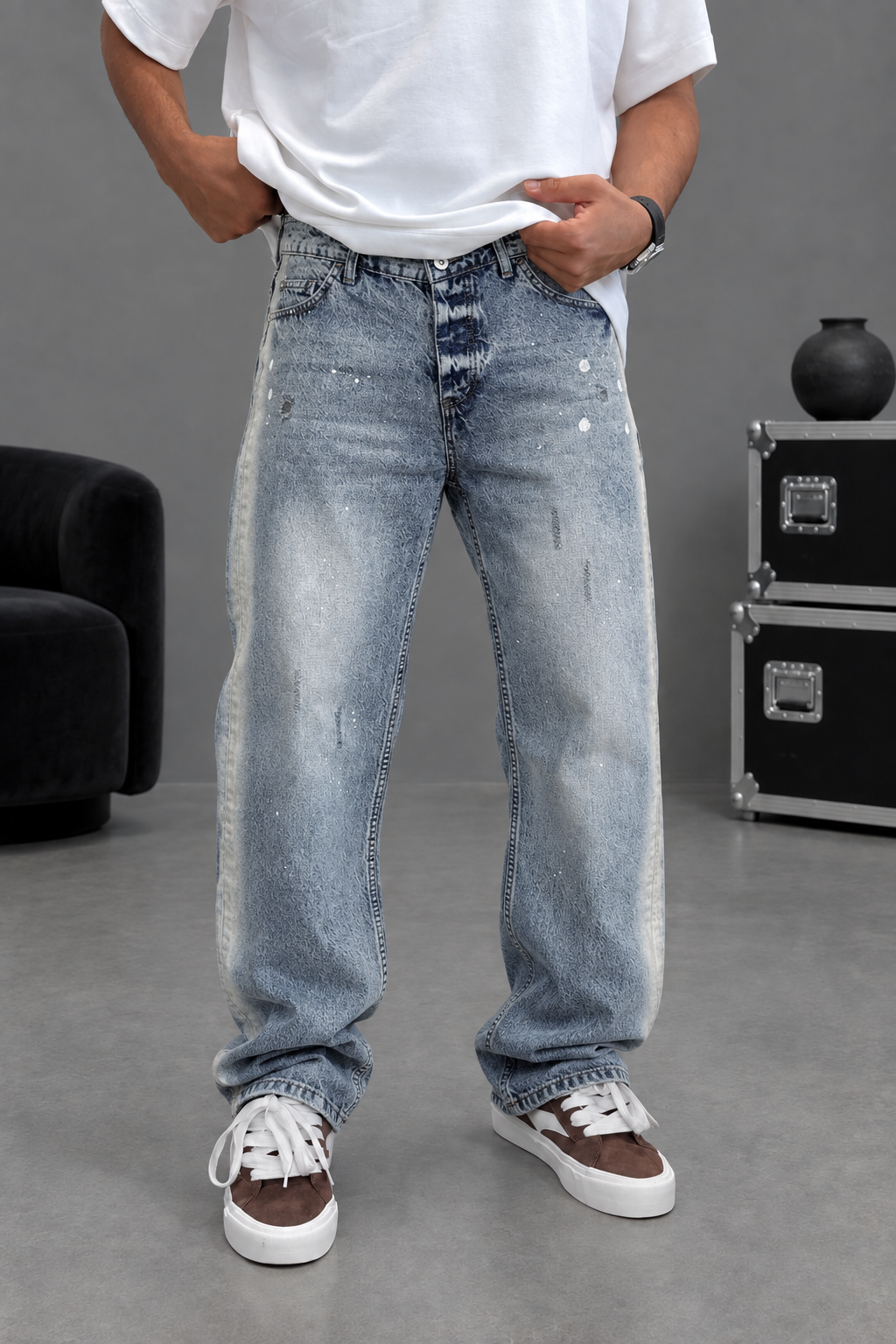 Light-Wash Faded Jeans with Light Distressing