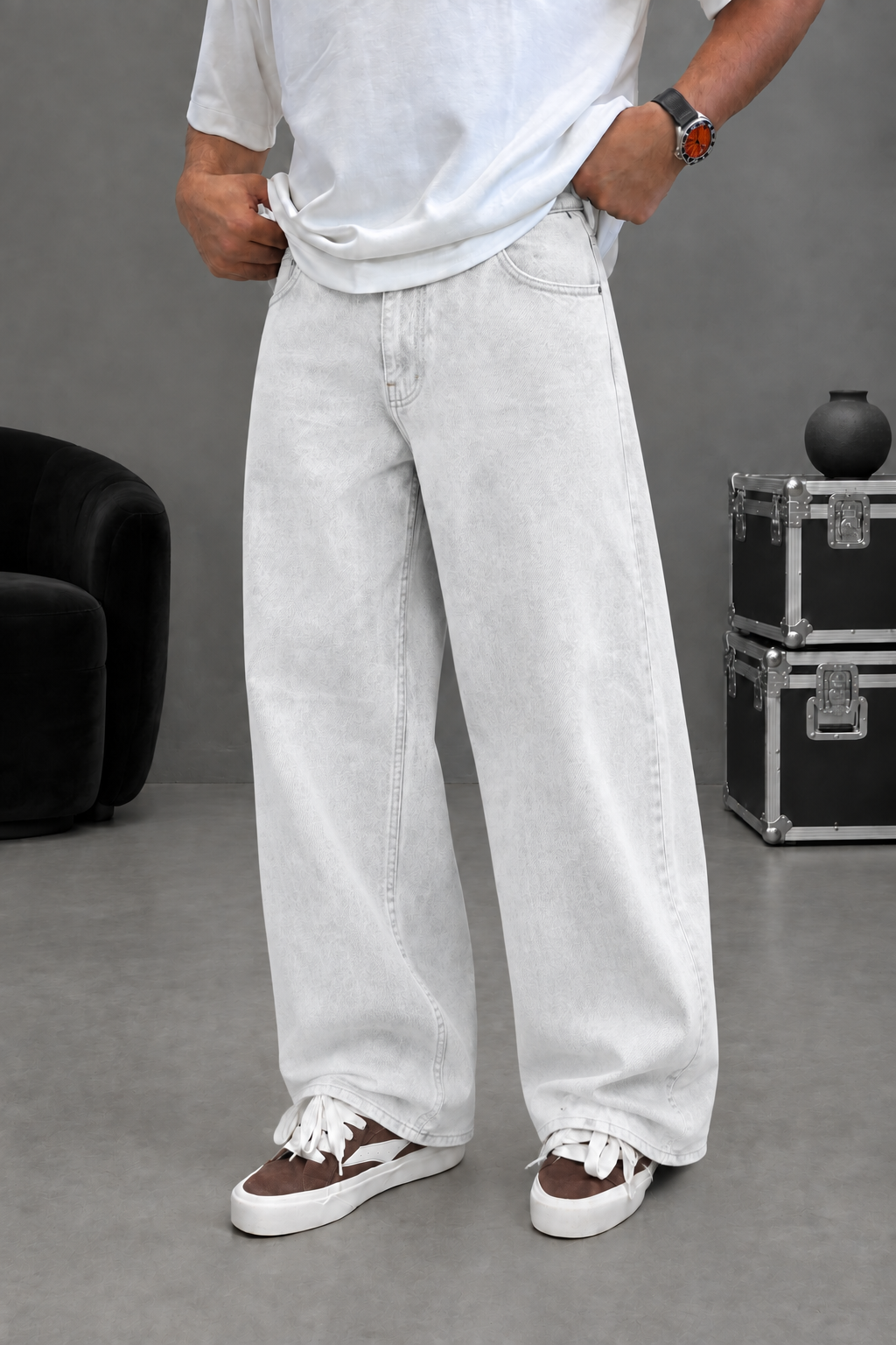 Baggy Skater Bleached Studio Jeans – Ice Grey