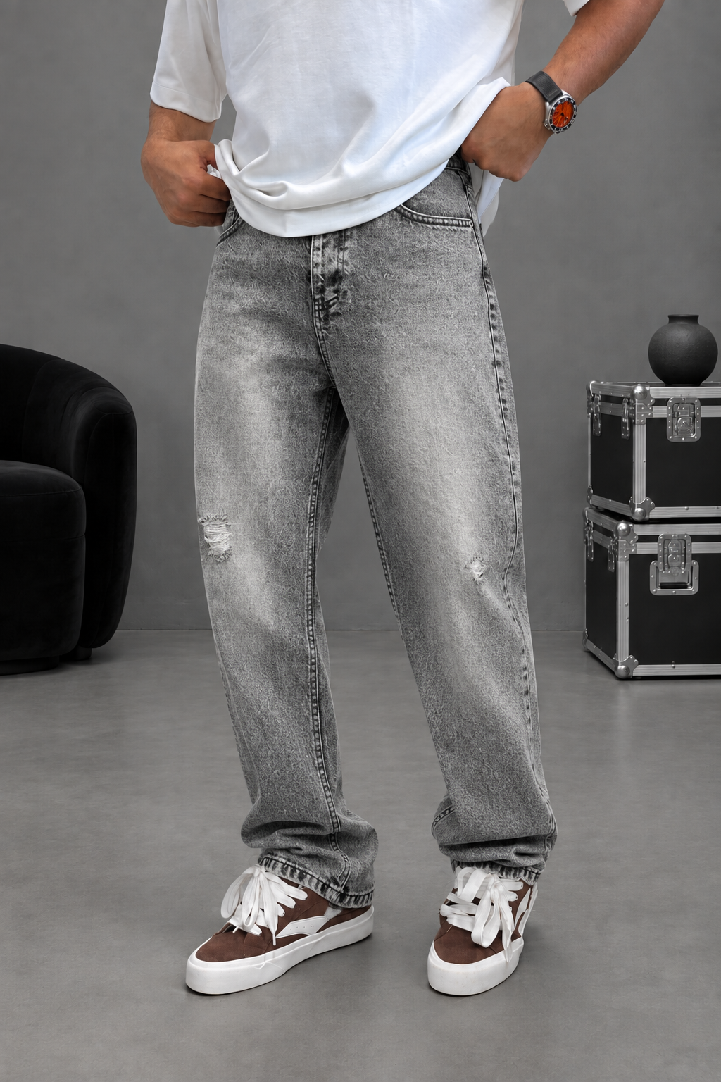 Baggy Jeans with Small Rips – Dark Grey