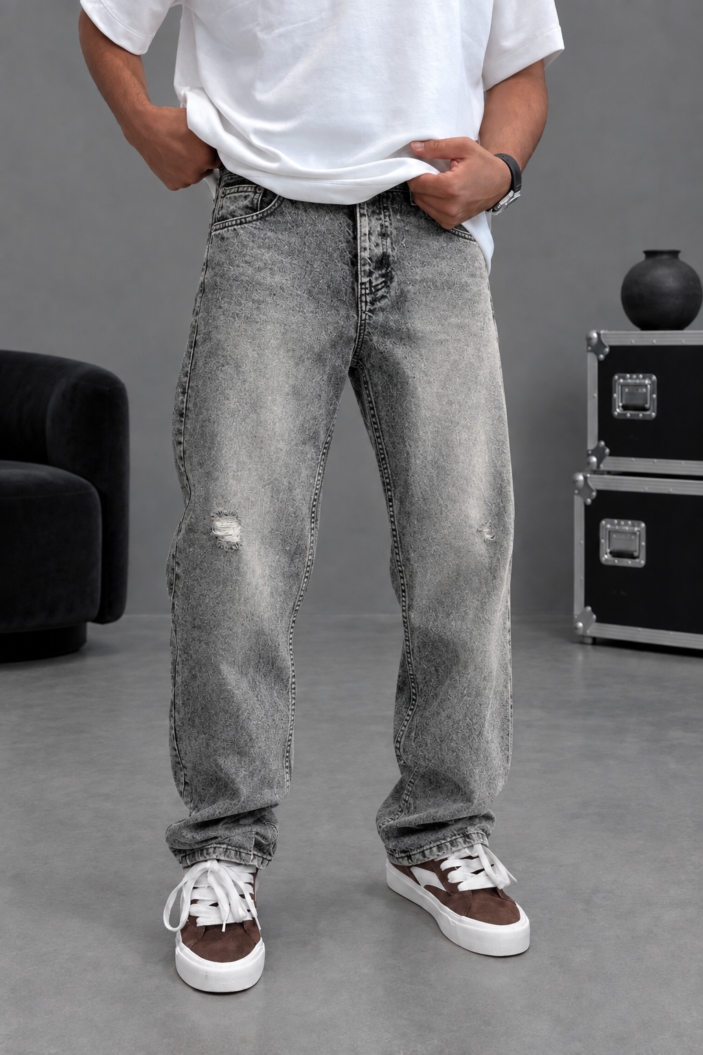 Baggy Jeans with Small Rips – Dark Grey