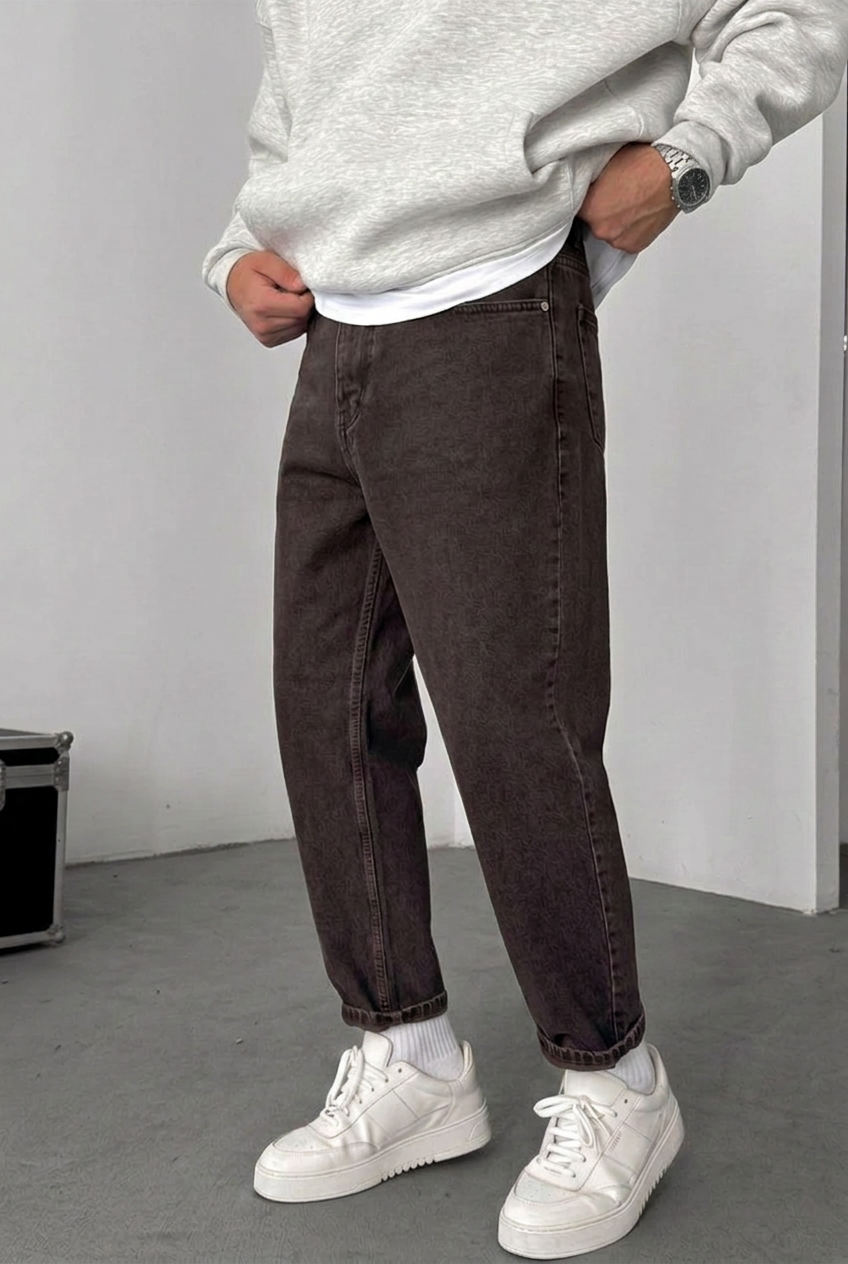 Loose Fit Jeans – Dark Brown