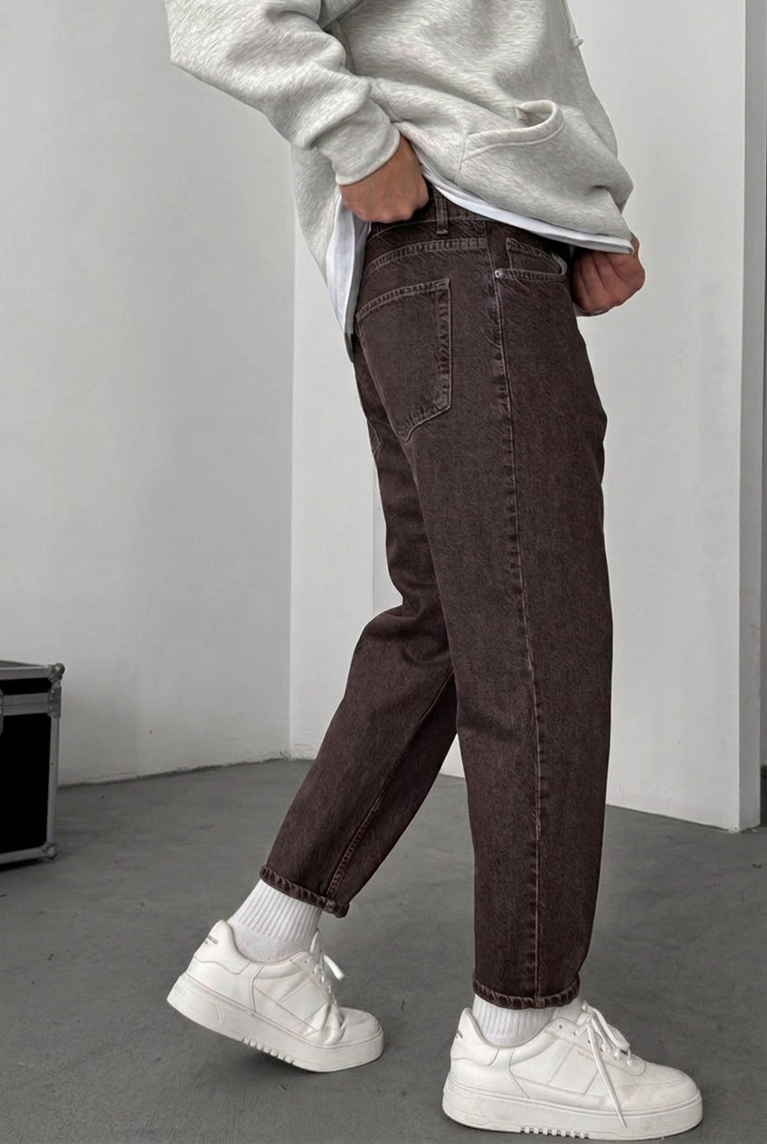 Loose Fit Jeans – Dark Brown