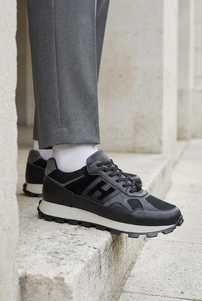 Αθλητικά Παπούτσια Suede Retro Runner Studio – Μαύρο