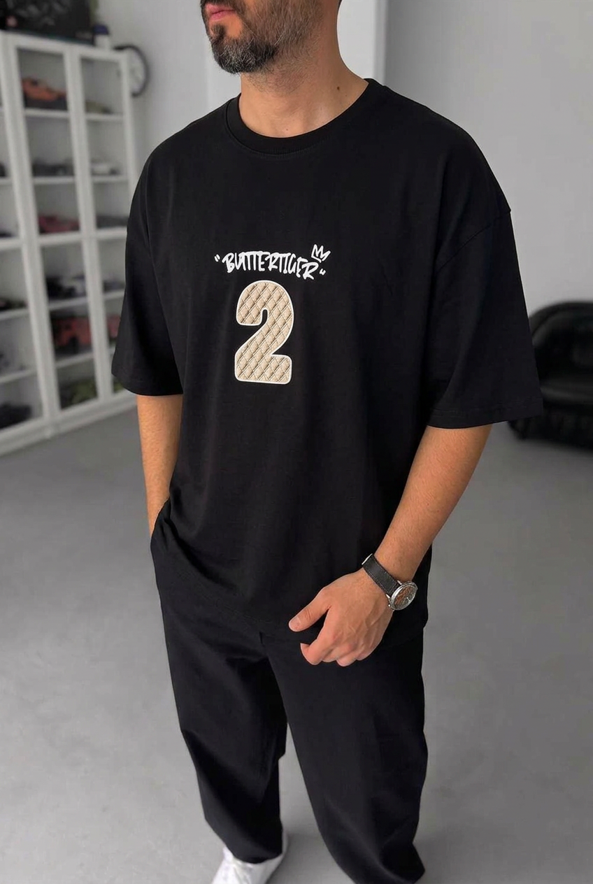 Oversized T-Shirt Two 2 – Black