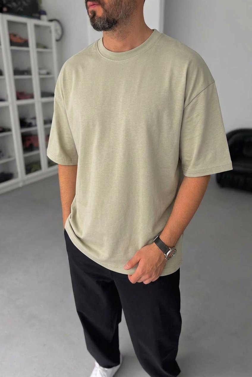 Basic Oversized T-Shirt with Embroidery – Khaki