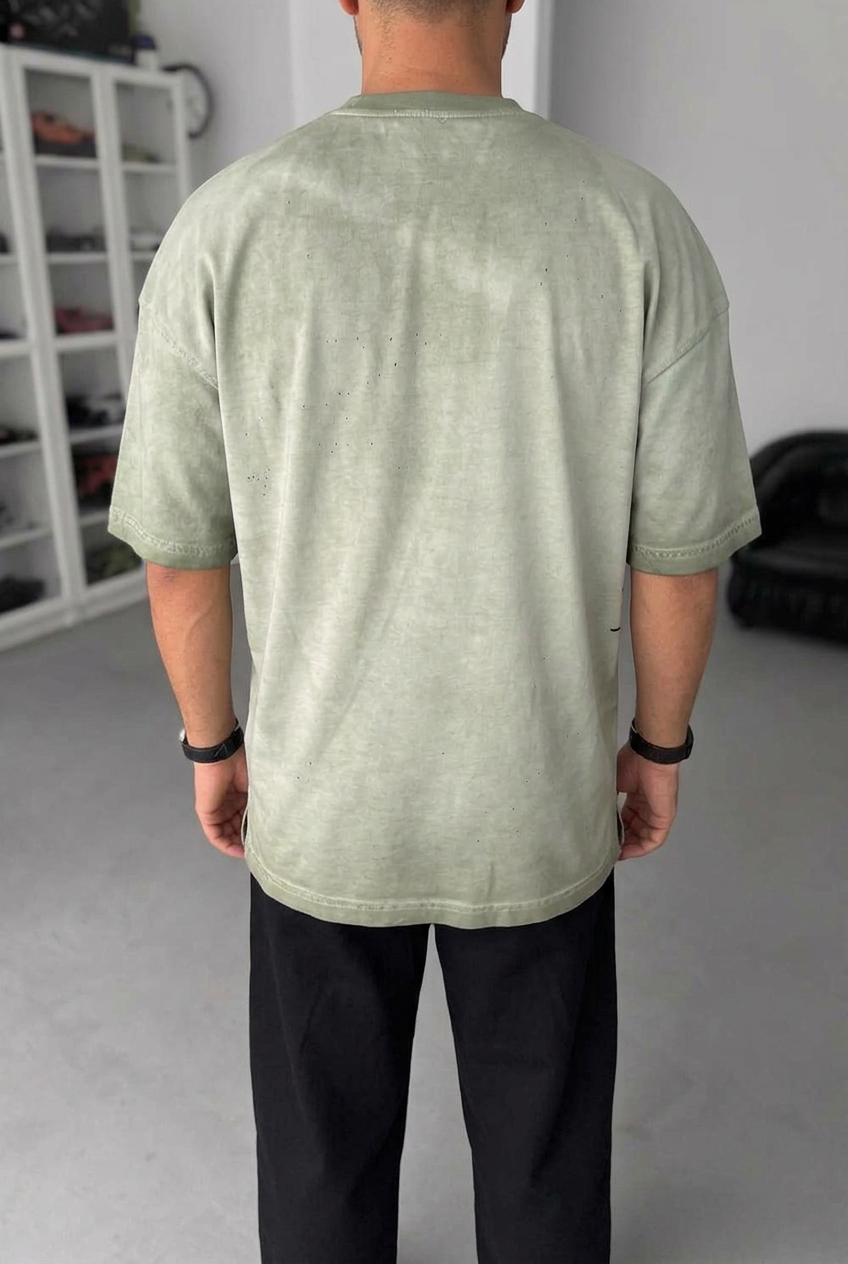 Ripped Oversized T-Shirt with Distressed Look and Rips – Green