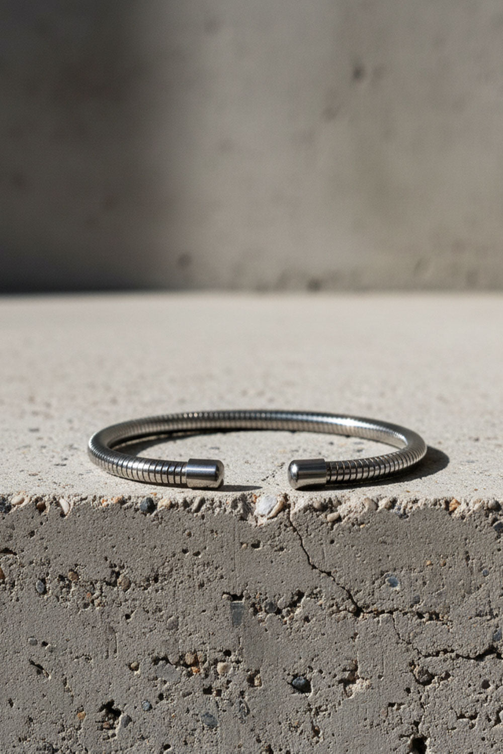 Μίνιμαλ Ατσάλινο Βραχιόλι Cuff – Helix