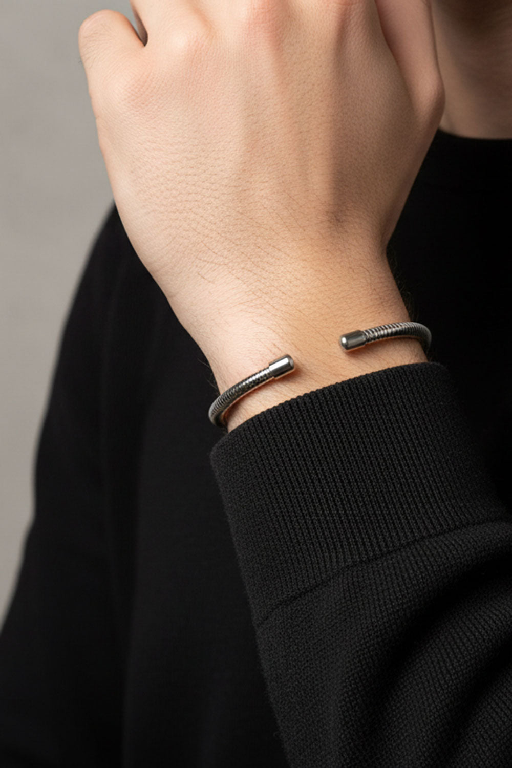 Μίνιμαλ Ατσάλινο Βραχιόλι Cuff – Helix