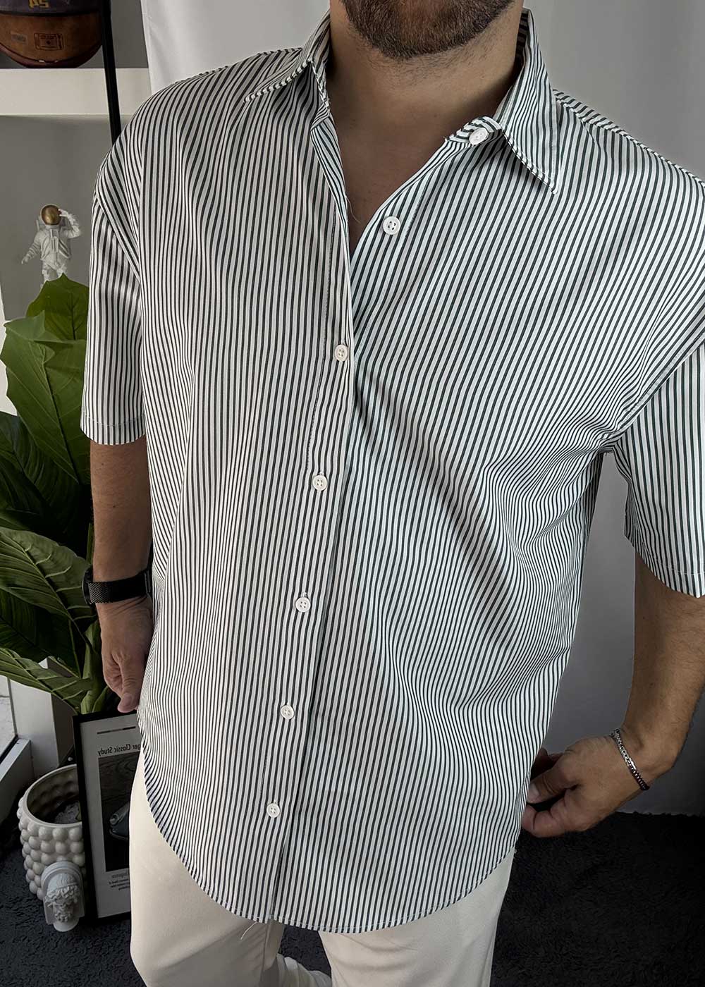 Ριγέ β Oversized Πουκάμισο με Κοντό Μανίκι σε Οβάλ Τελείωμα- Σκούρο Πράσινο – 4