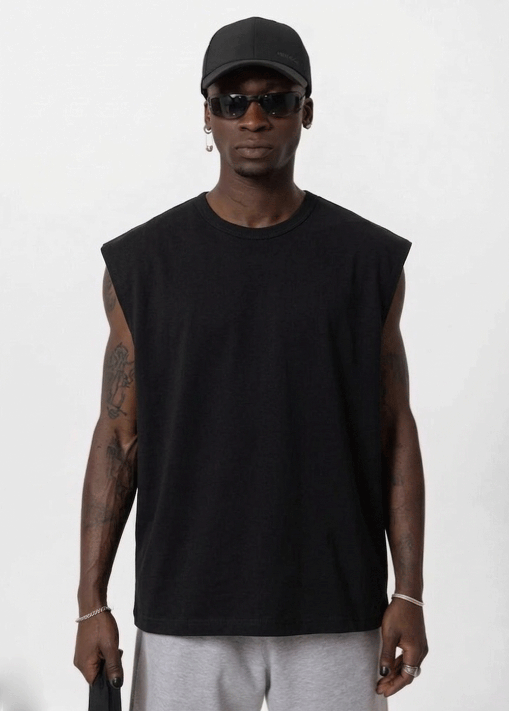 Oversized Αμάνικο T-Shirt One1  - Μαύρο – 2