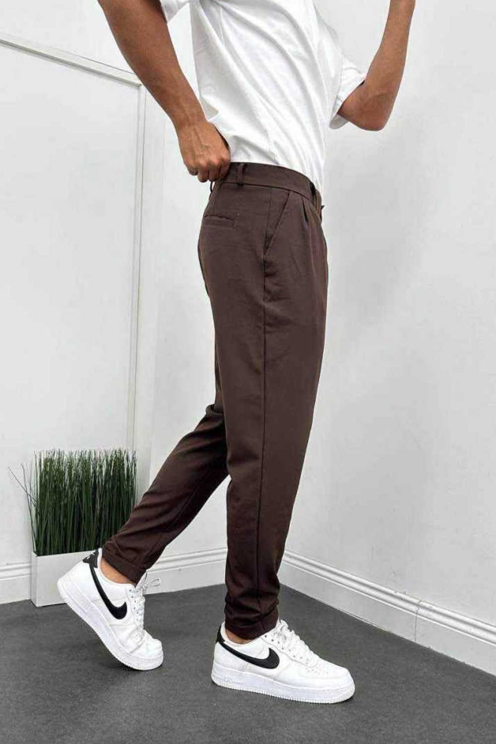 Υφασμάτινο Παντελόνι Slim Fit με Πιέτες –  Καφέ