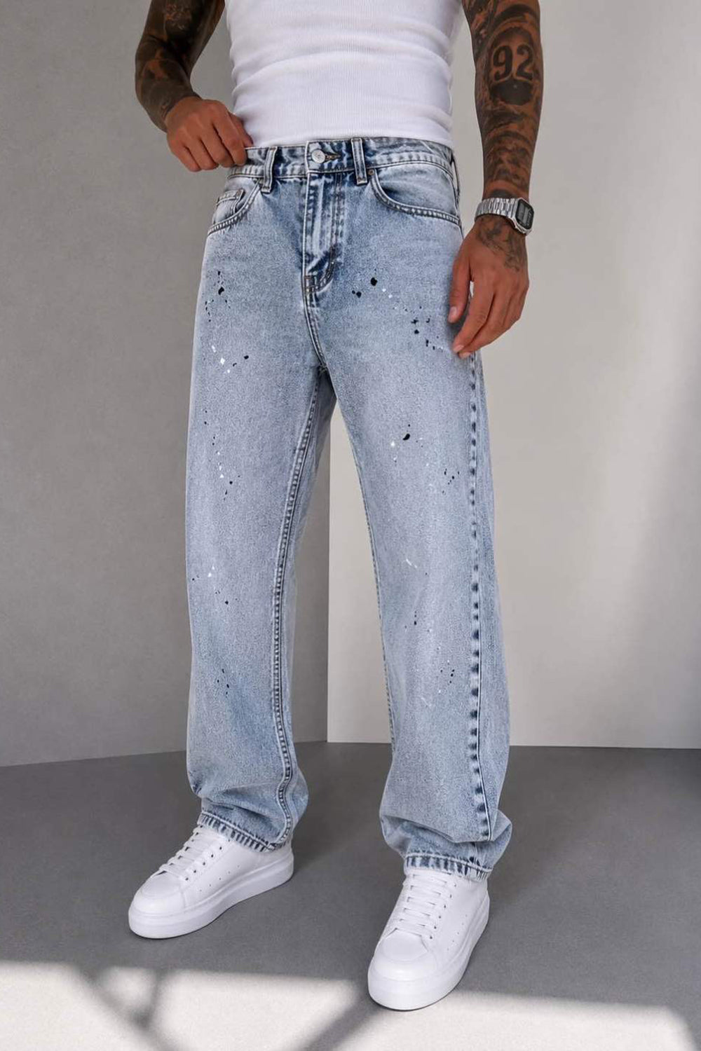 Baggy Τζιν Παντελόνι Straight-Leg με Εφέ Πιτσιλιών Χρώματος