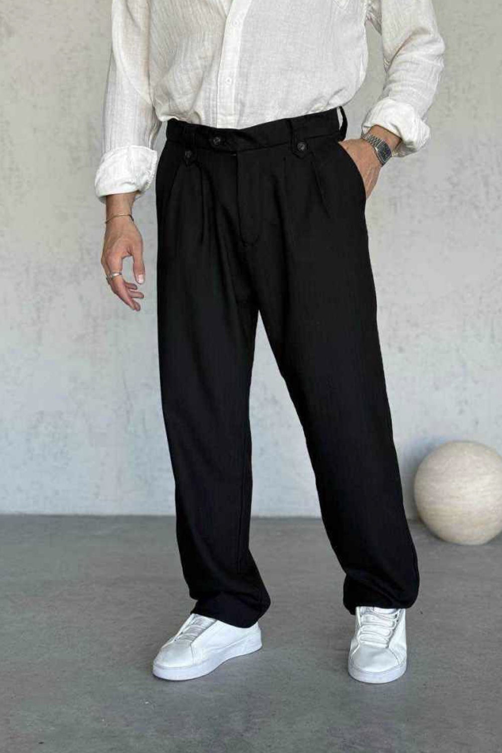 Baggy Υφασμάτινο Παντελόνι Tailored με Πιέτες – Μαύρο