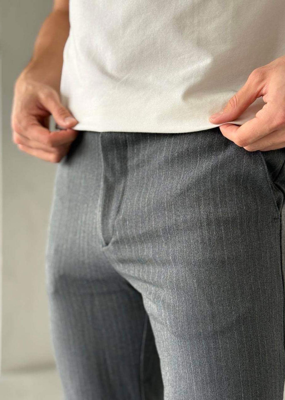 Παντελόνι Tailored Fine-Pinstripe Studio με Διακριτικές Ρίγες – Γκρι – 2