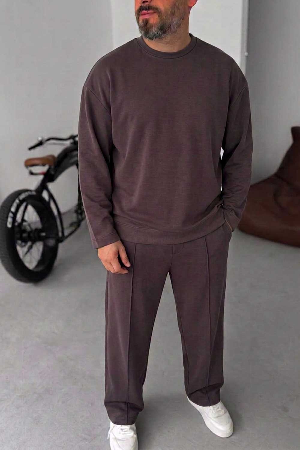 Ανδρικό Σετ Oversized Μπλούζα & Παντελόνι – Σκούρο Καφέ