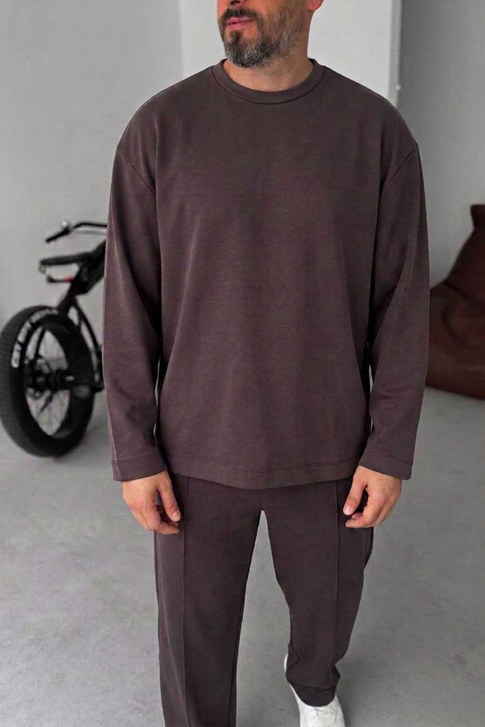 Ανδρικό Σετ Oversized Μπλούζα & Παντελόνι – Σκούρο Καφέ