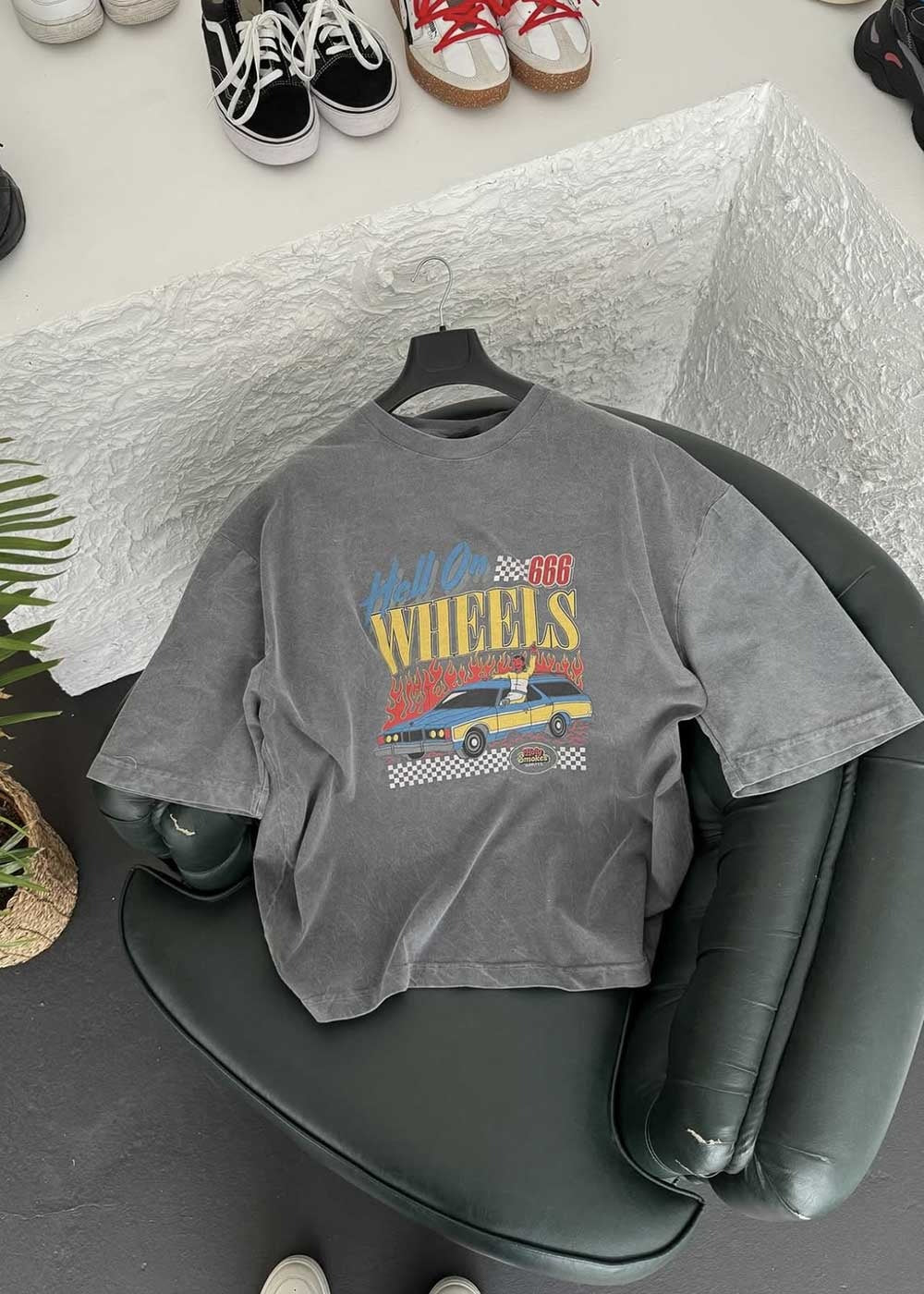 Hell On Wheels Oversize T-Shirt - Ξεβαμμένο Γκρι – 2