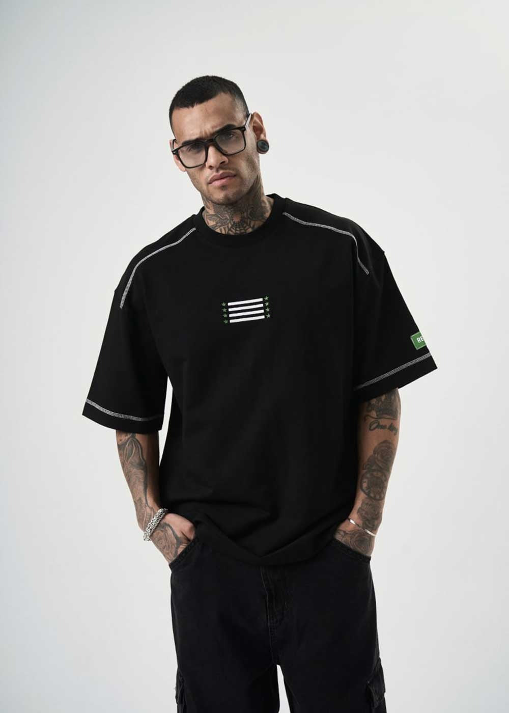 22 Oversized T-Shirt Με Ραφές - Μαύρο