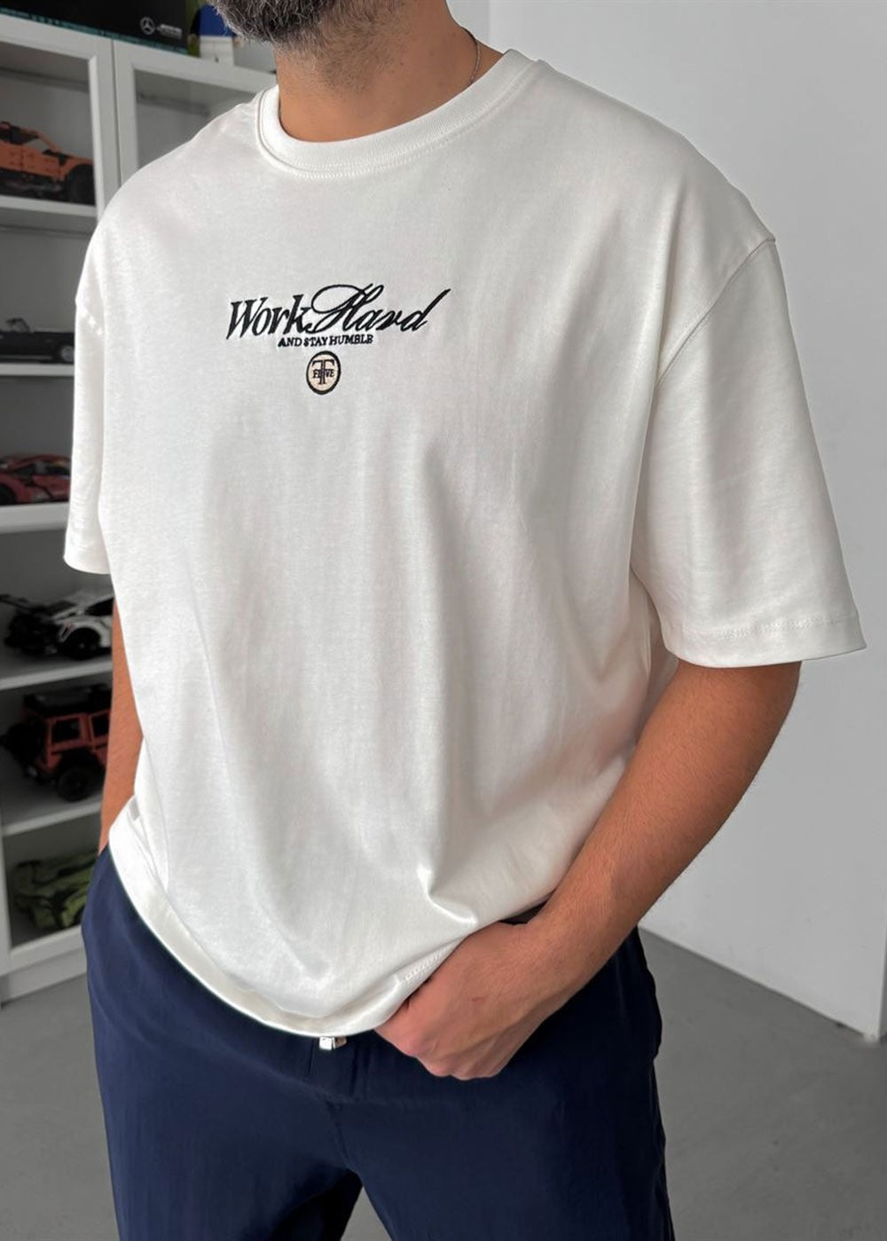 Oversized Old Money T-Shirt με Print Πλάτης – Λευκό – 6