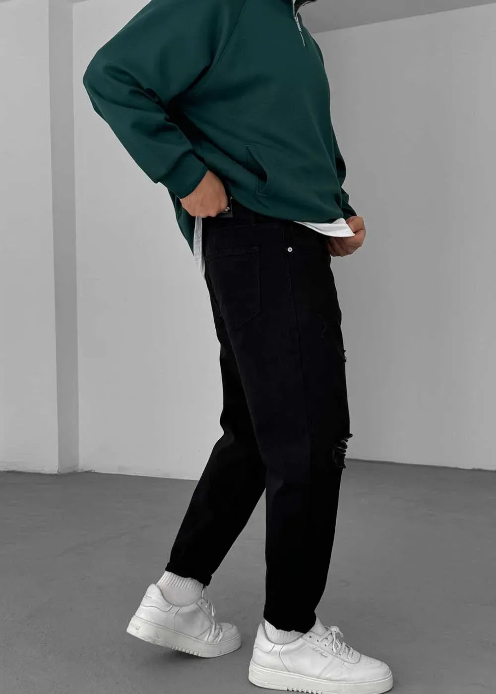 Παντελόνι Τζιν Loose Fit Με Σκίσιμο Στα Γόνατα – Μαύρο – 3