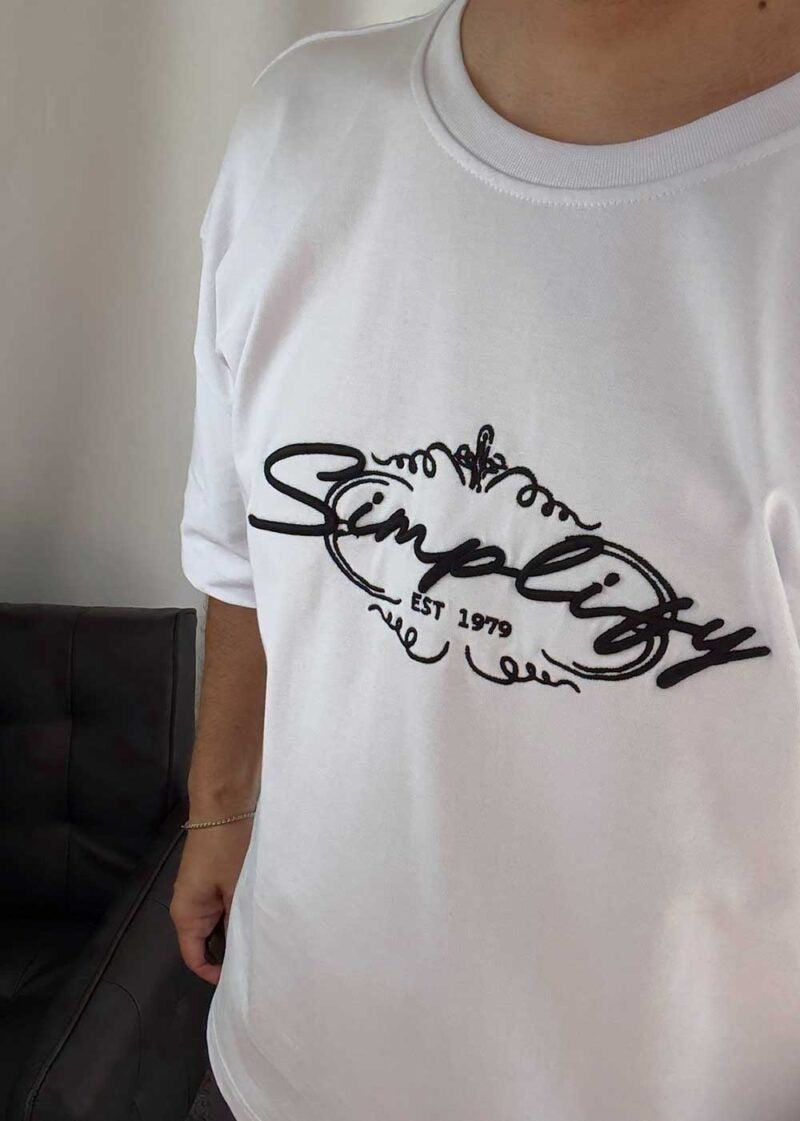 Simplify Oversized T-Shirt με Κεντημένο Λογότυπο – Λευκό – 5