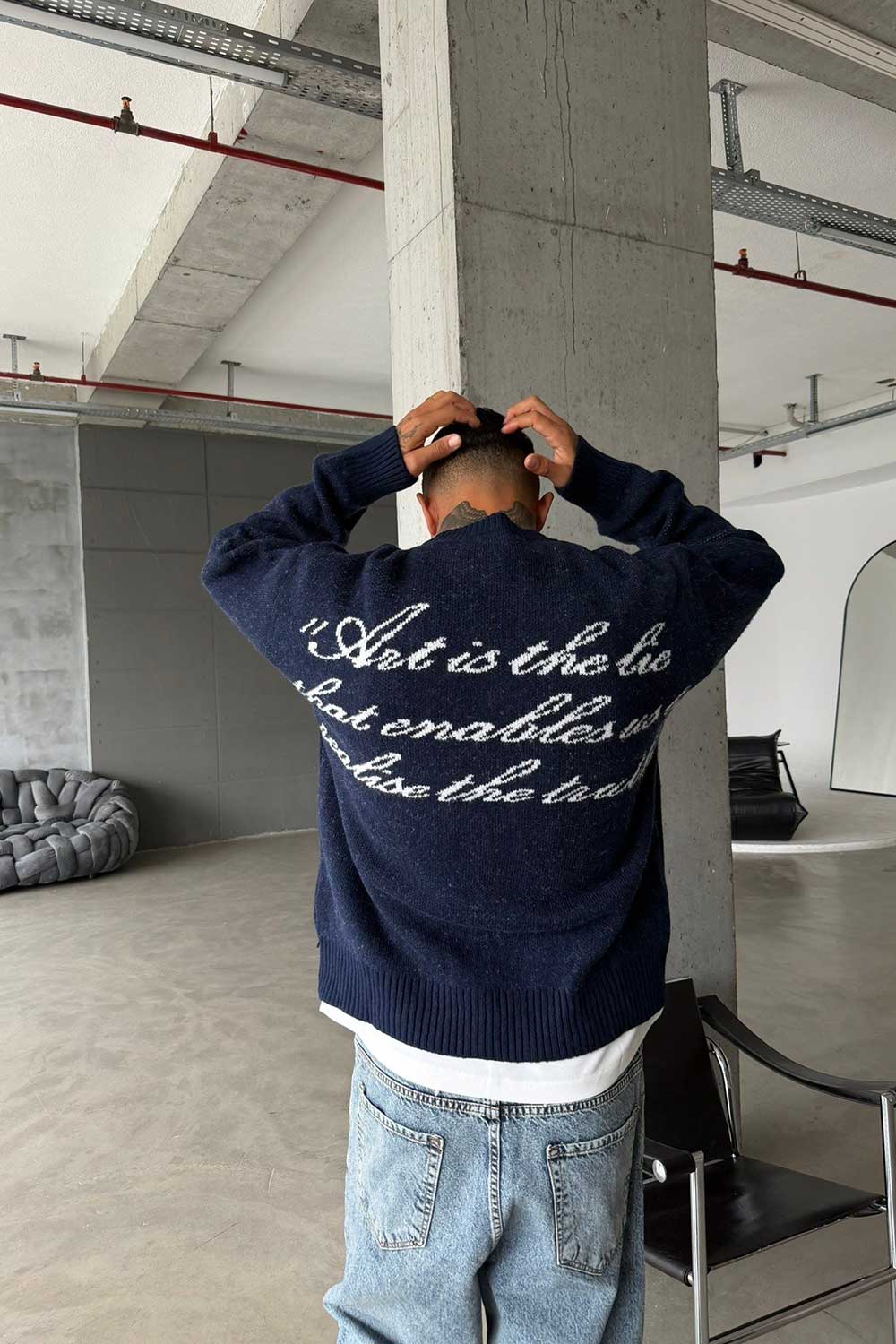 Art Life Πλεκτό Πουλόβερ Μπουκλέ με Κεντητό Μήνυμα – Μπλε