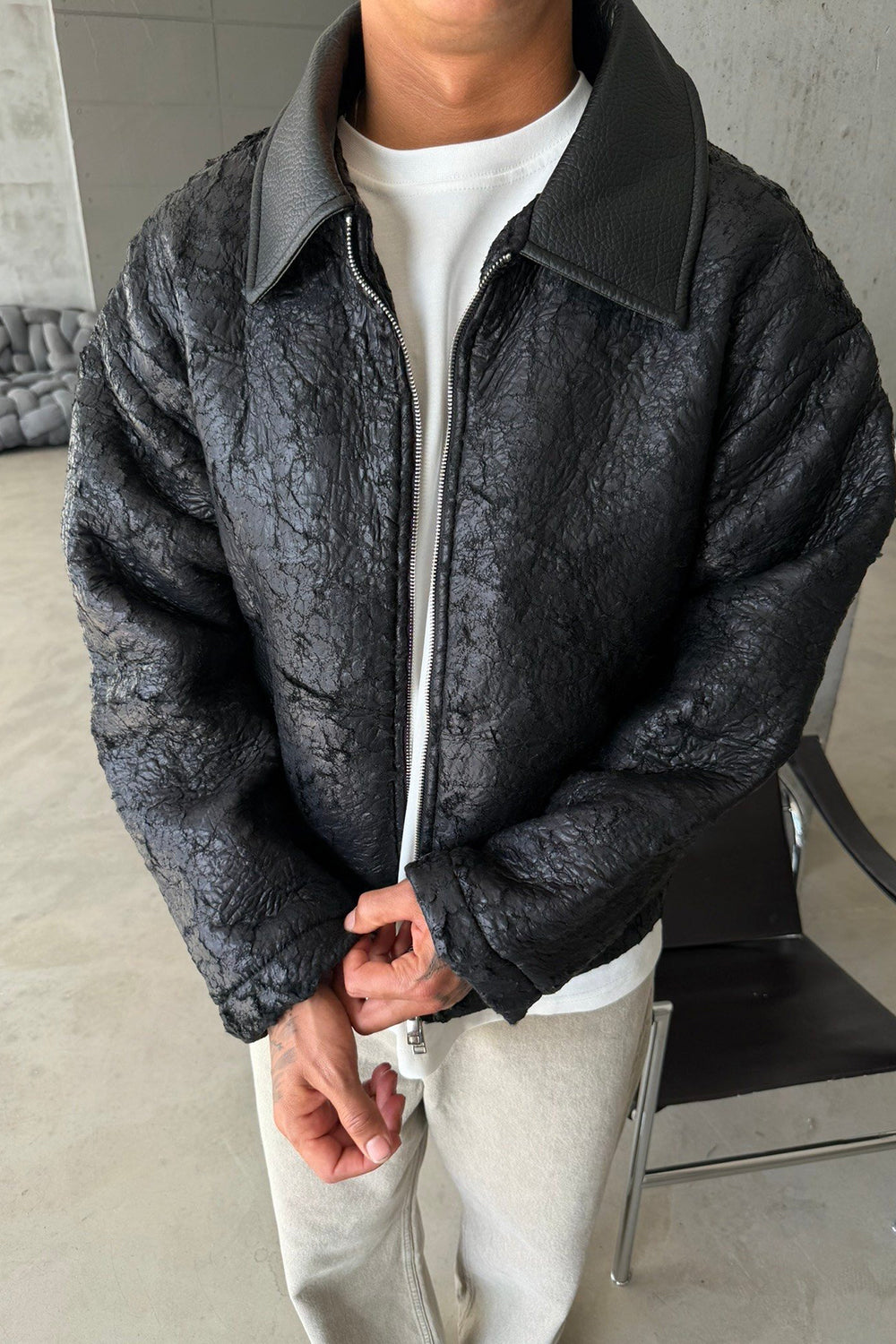 Τζάκετ Oversized Vintage Wash Bomber με Δερμάτινο Γιακά – Μαύρο