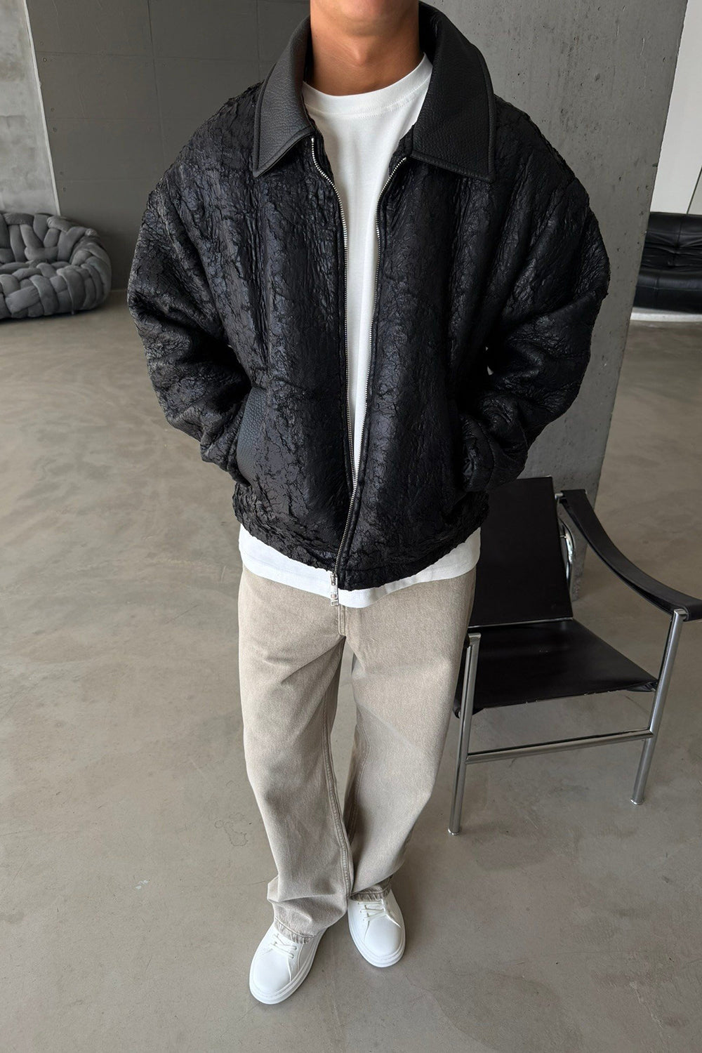 Τζάκετ Oversized Vintage Wash Bomber με Δερμάτινο Γιακά – Μαύρο