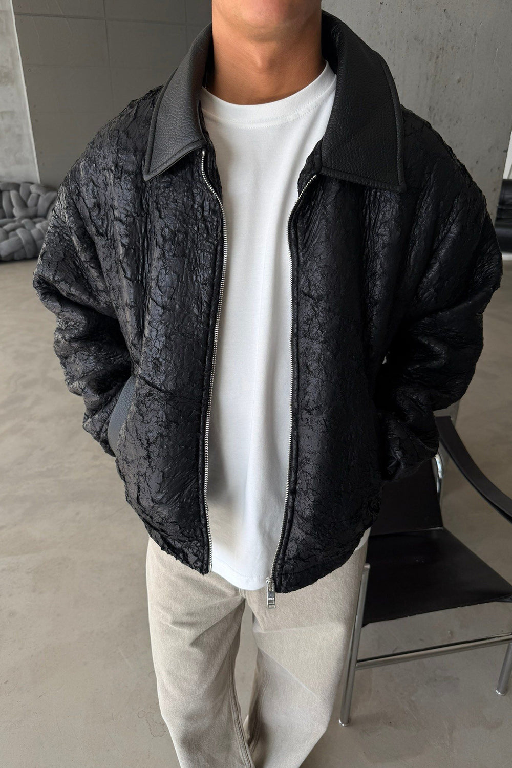 Τζάκετ Oversized Vintage Wash Bomber με Δερμάτινο Γιακά – Μαύρο