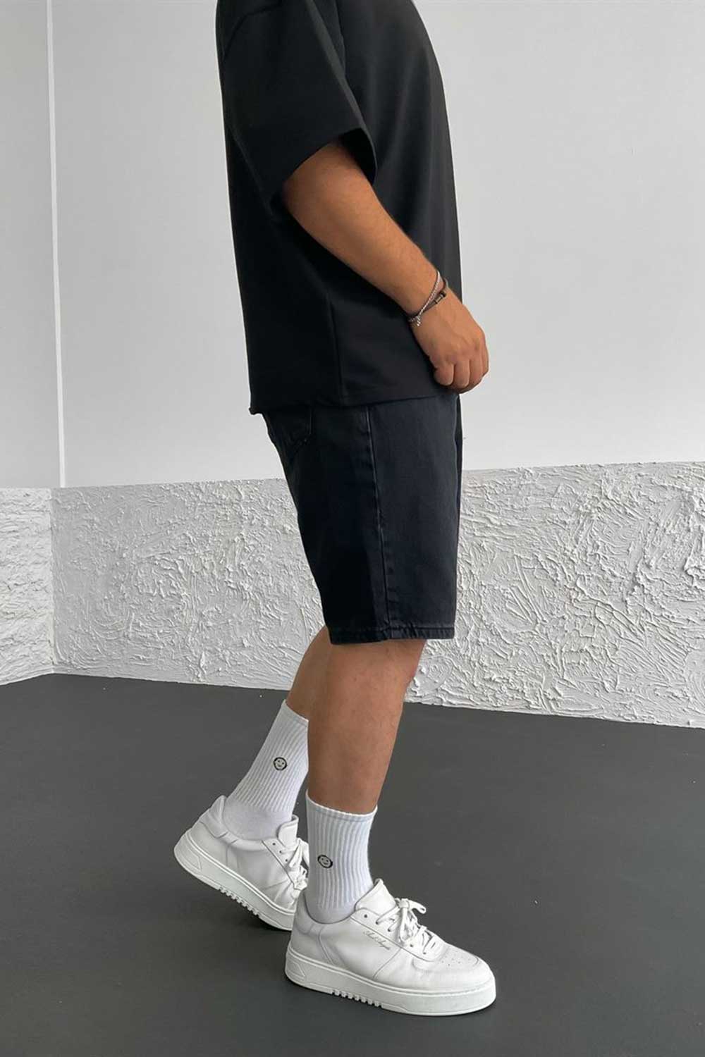 Βερμούδα Denim Relaxed Studio – Ξεβαμμένο Μαύρο