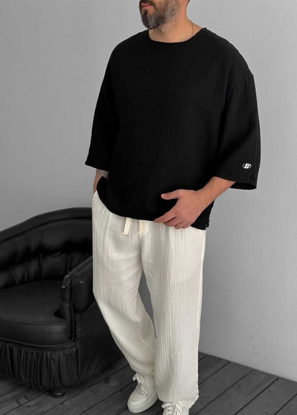 Three-Quarter 3/4 Sleeve T-Shirt σε Ύφανση Μουσελίνα – Μαύρο