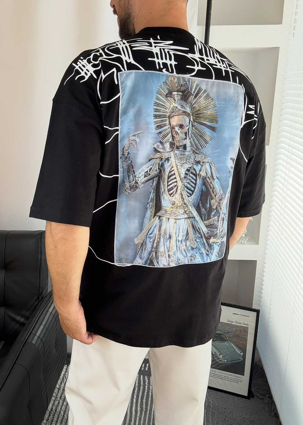 Calm Down Oversized T-Shirt – Μαύρο