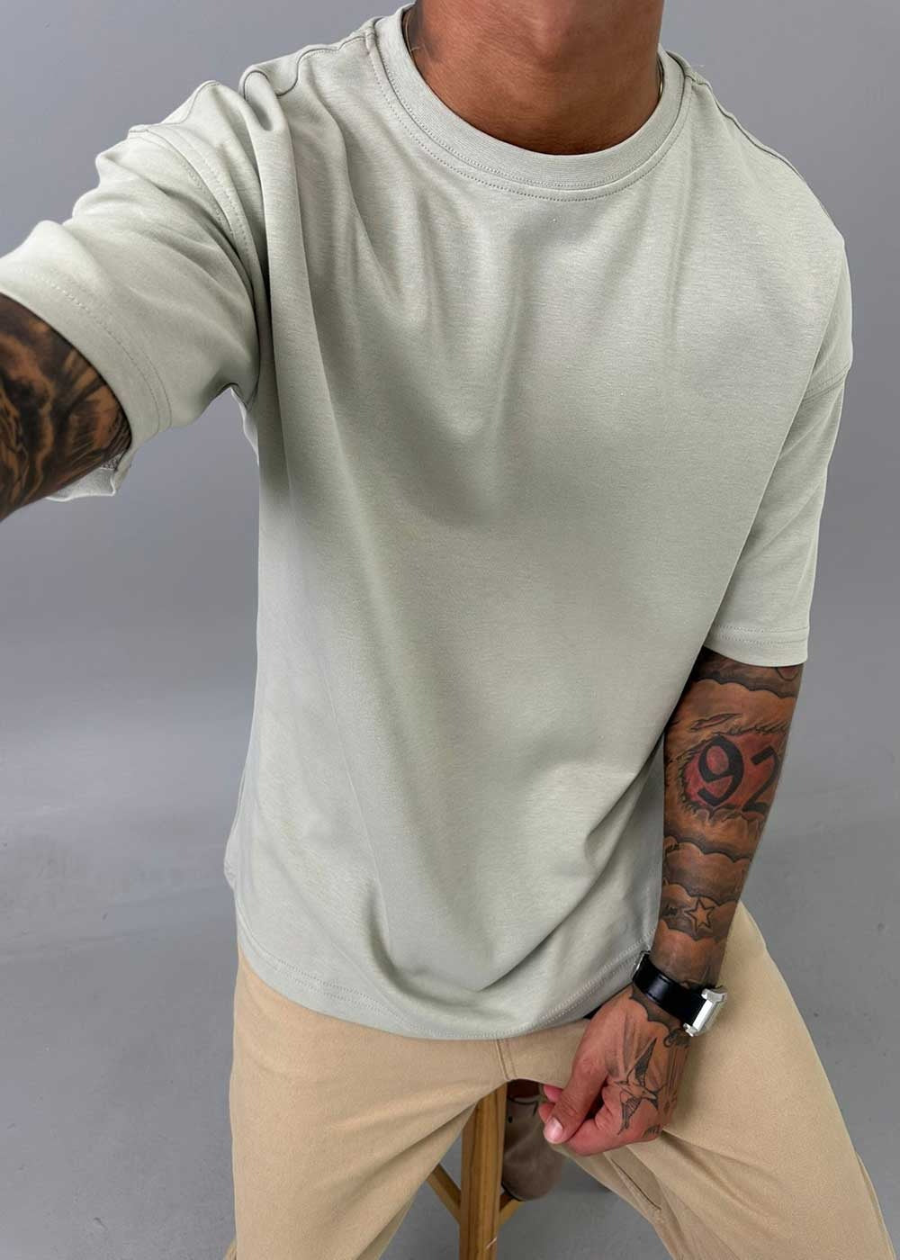 Oversized Basic T-Shirt – Μιντ