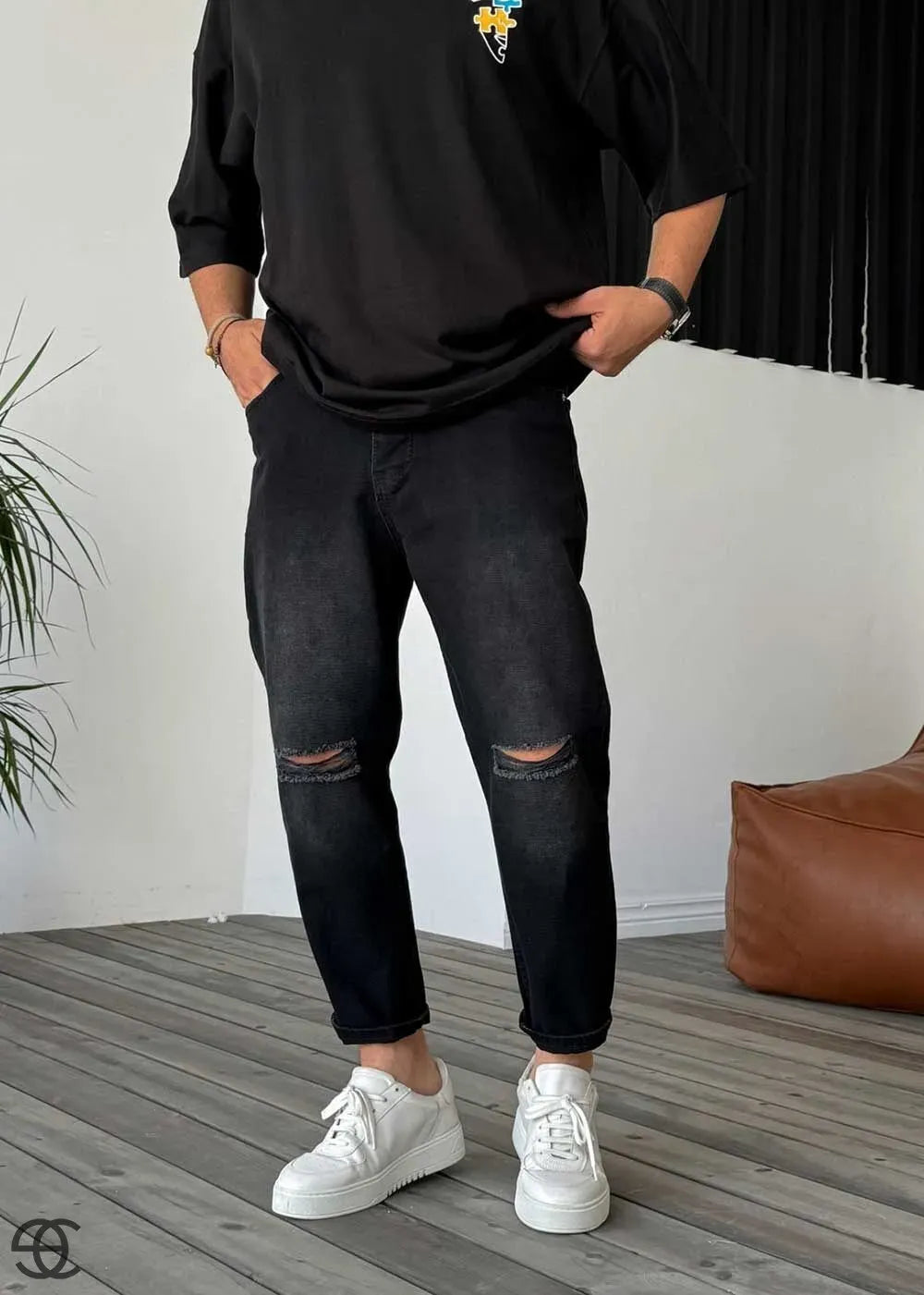 Παντελόνι Τζιν Loose Fit Με Σκισίματα Στα Γόνατα- Ξεβαμμένο Μαύρο
