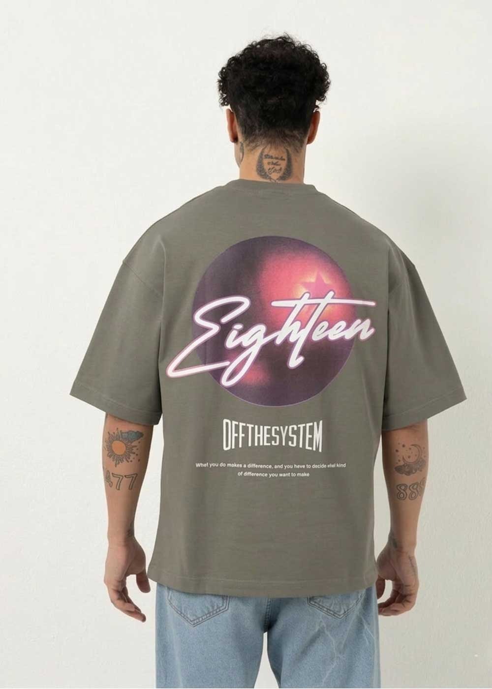 Oversized T-Shirt Eighteen – Ανθρακί