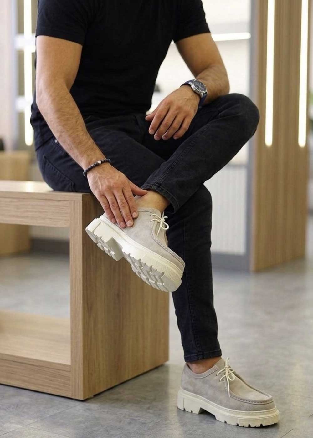Chunky Suede Sneakers με Ανάγλυφη Σόλα – Μπεζ