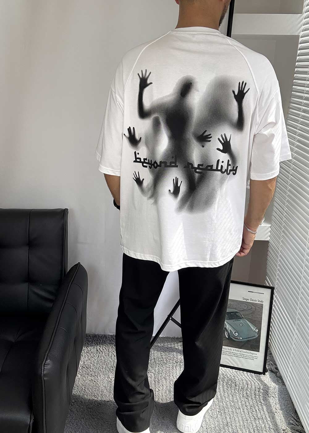 Beyond Reality Oversized T-Shirt με Τύπωμα – Λευκό