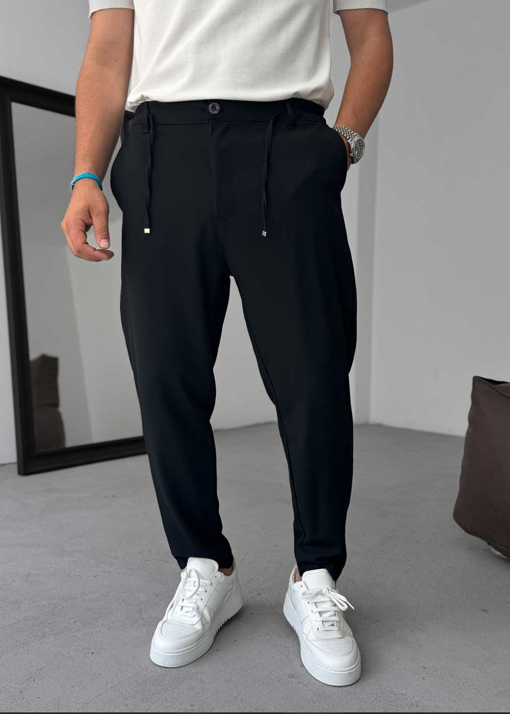 Relaxed Fit Υφασμάτινο Παντελόνι με Λάστιχο – Μαύρο