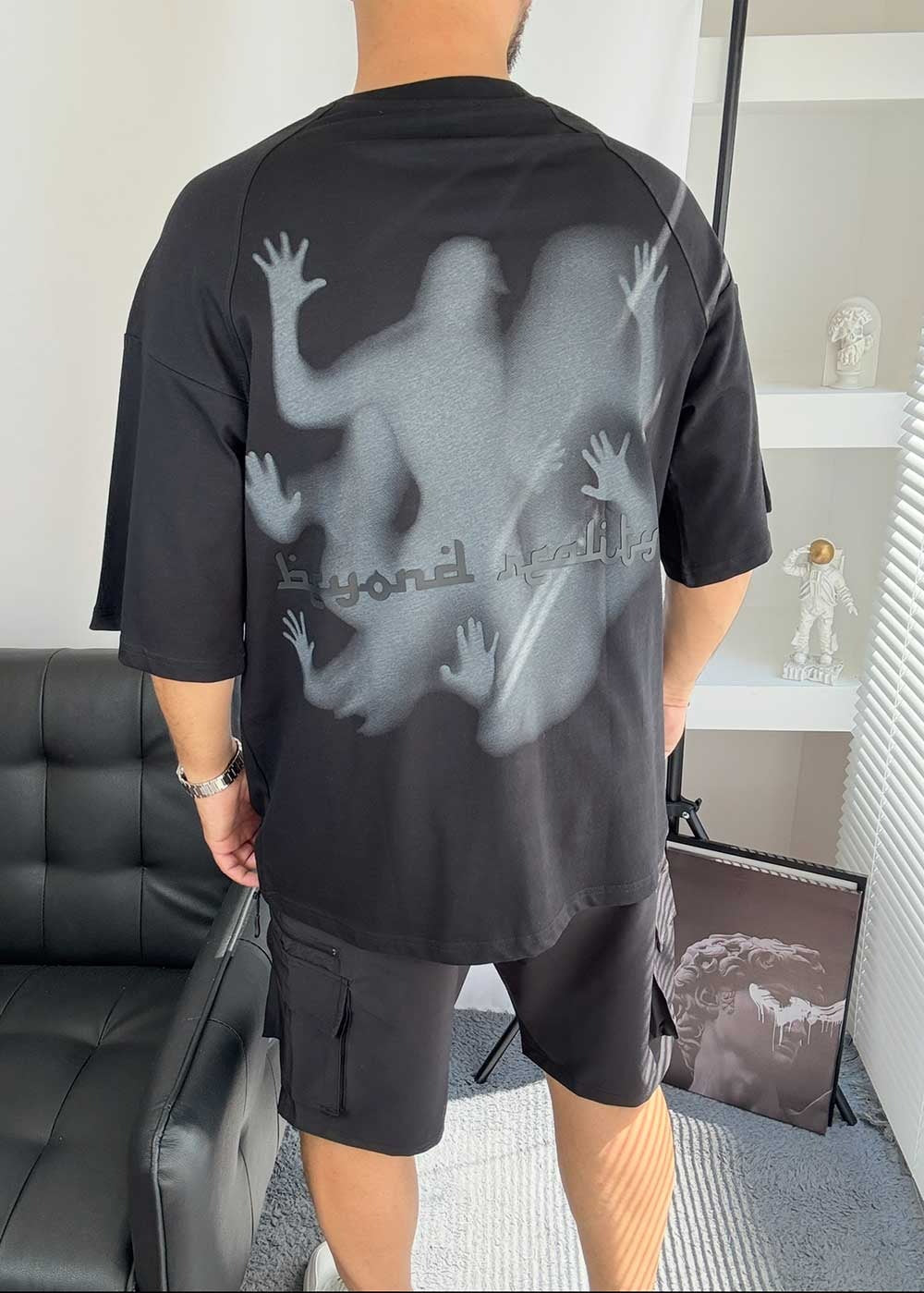 Beyond Reality Oversized T-Shirt με Τύπωμα – Μαύρο