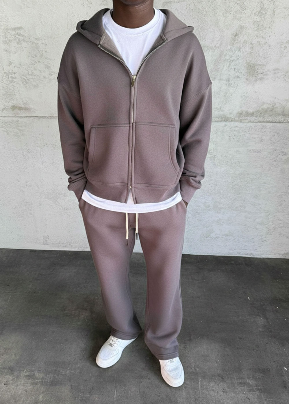 Σετ Εσωτερική Επένδυση με Oversized Ζακέτα Φούτερ με Διπλό Άνοιγμα Φερμουάρ και Baggy Φόρμα – Καφέ Ποντικί