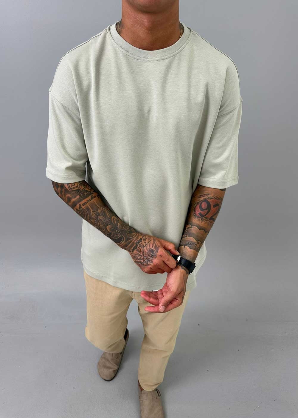 Oversized Basic T-Shirt – Μιντ – 2
