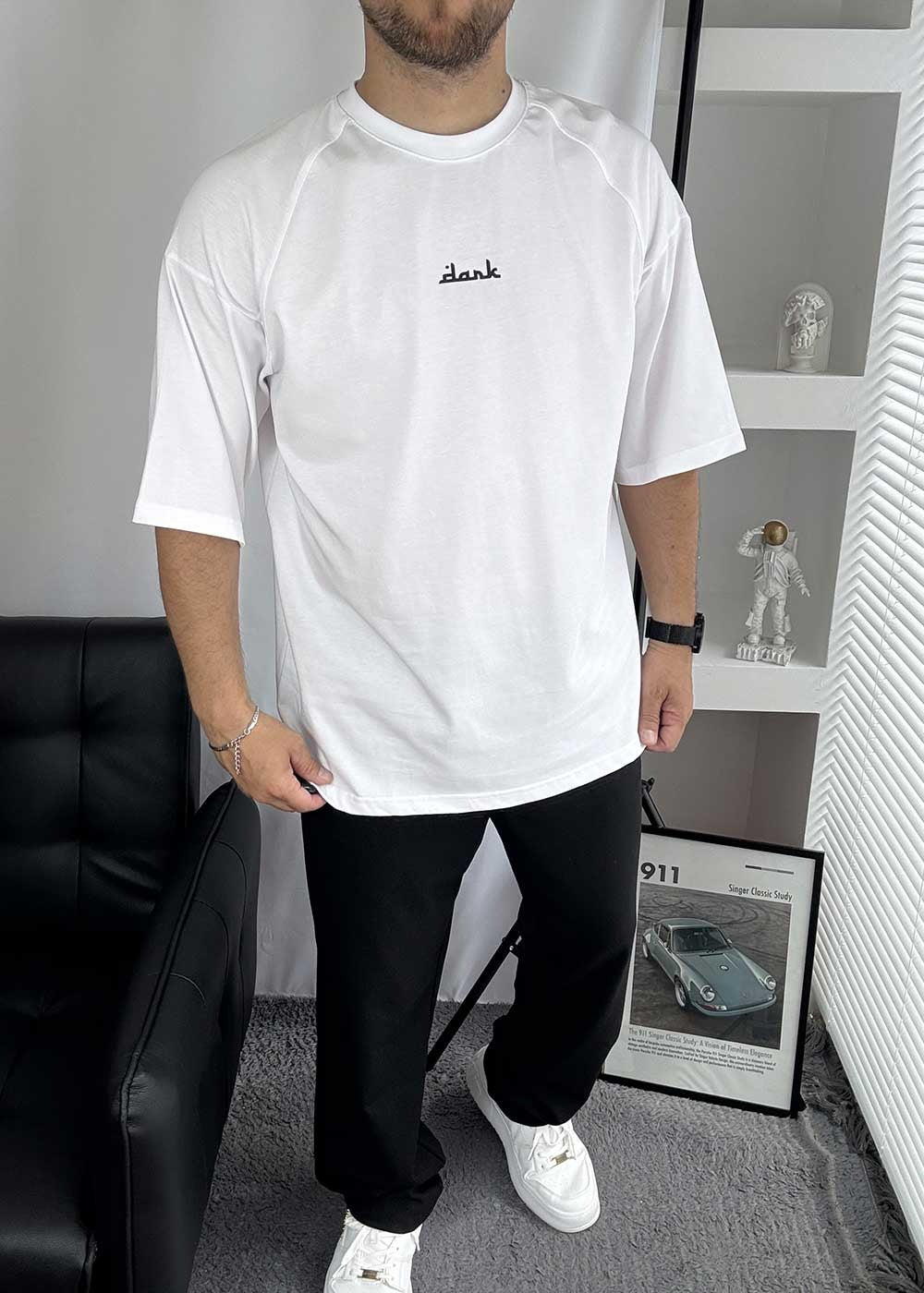 Beyond Reality Oversized T-Shirt με Τύπωμα – Λευκό – 2