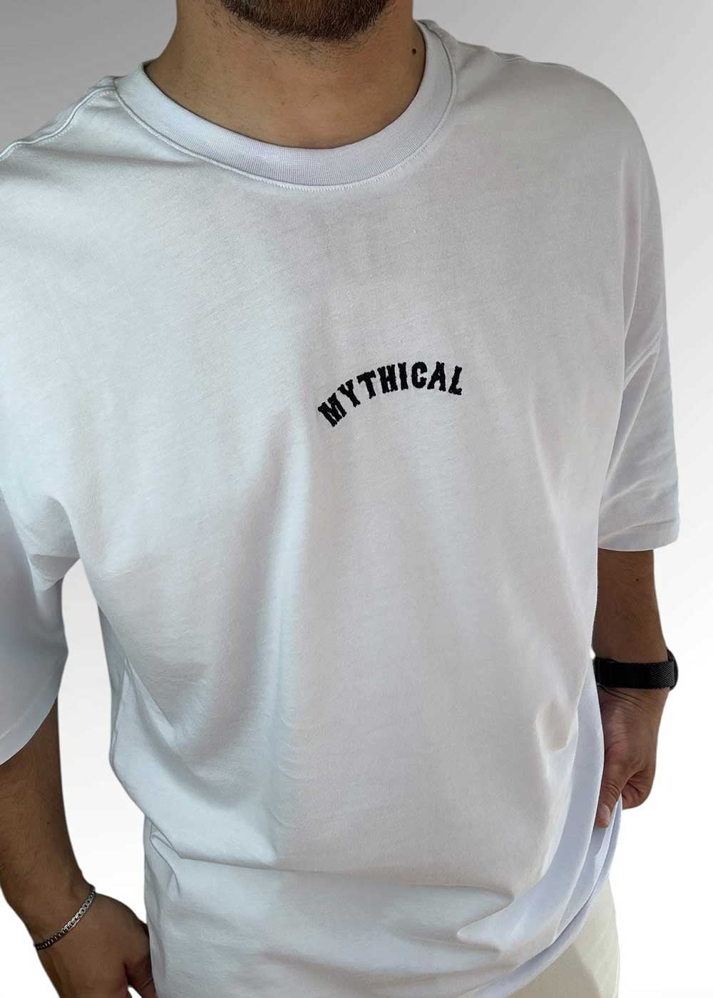 Mythical Oversized T-Shirt με Τύπωμα και Κεντημένο Λογότυπο – Λευκό – 2