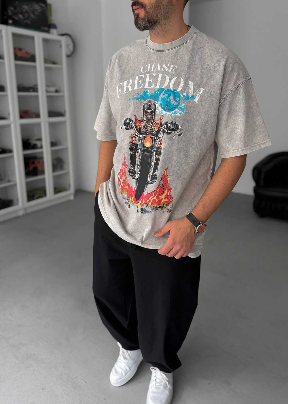 Oversize T-Shirt Freedom Narrative – Ανοιχτό Γκρι – 2