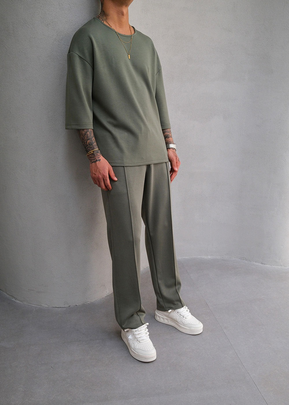 Minimal Co-Ord Σετ Jogger και 3/4 Μπλούζα με Ελαστικό Ύφασμα – Χακί – 4