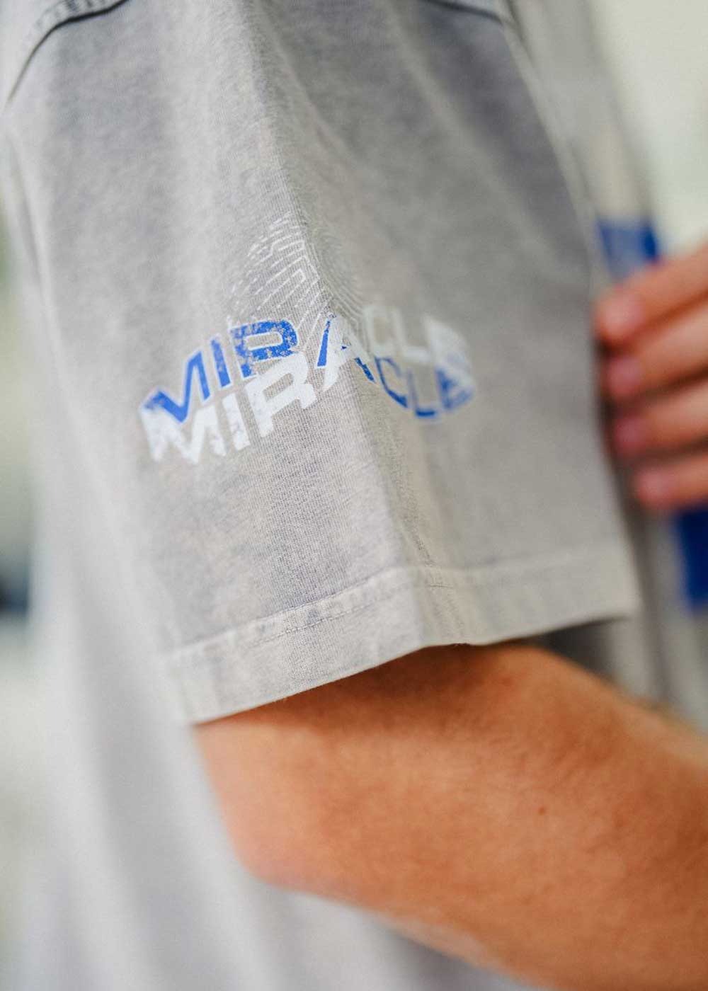 Washed Oversized T-Shirt με Vintage College Print – Ανοιχτό Γκρι – 3