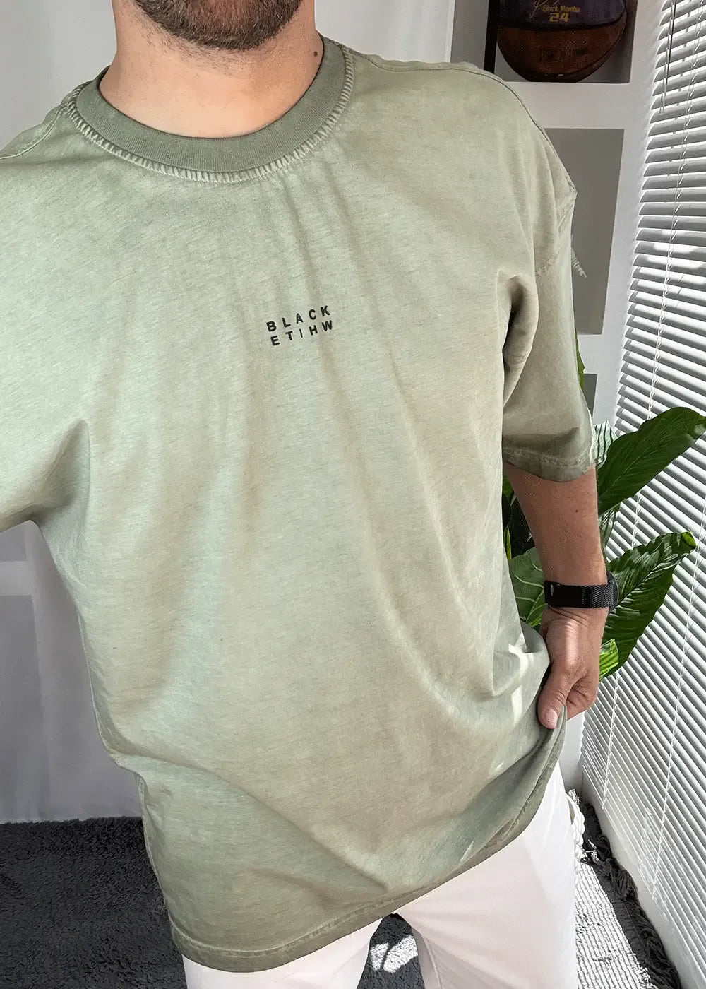 Ρετρό Oversized T-Shirt με Γαλλική Επιγραφή και Ξεβαμμένο Εφέ – Χακί – 3